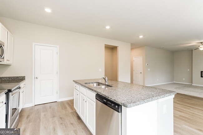 Building Photo - 319 Hamilton Pointe Dr
