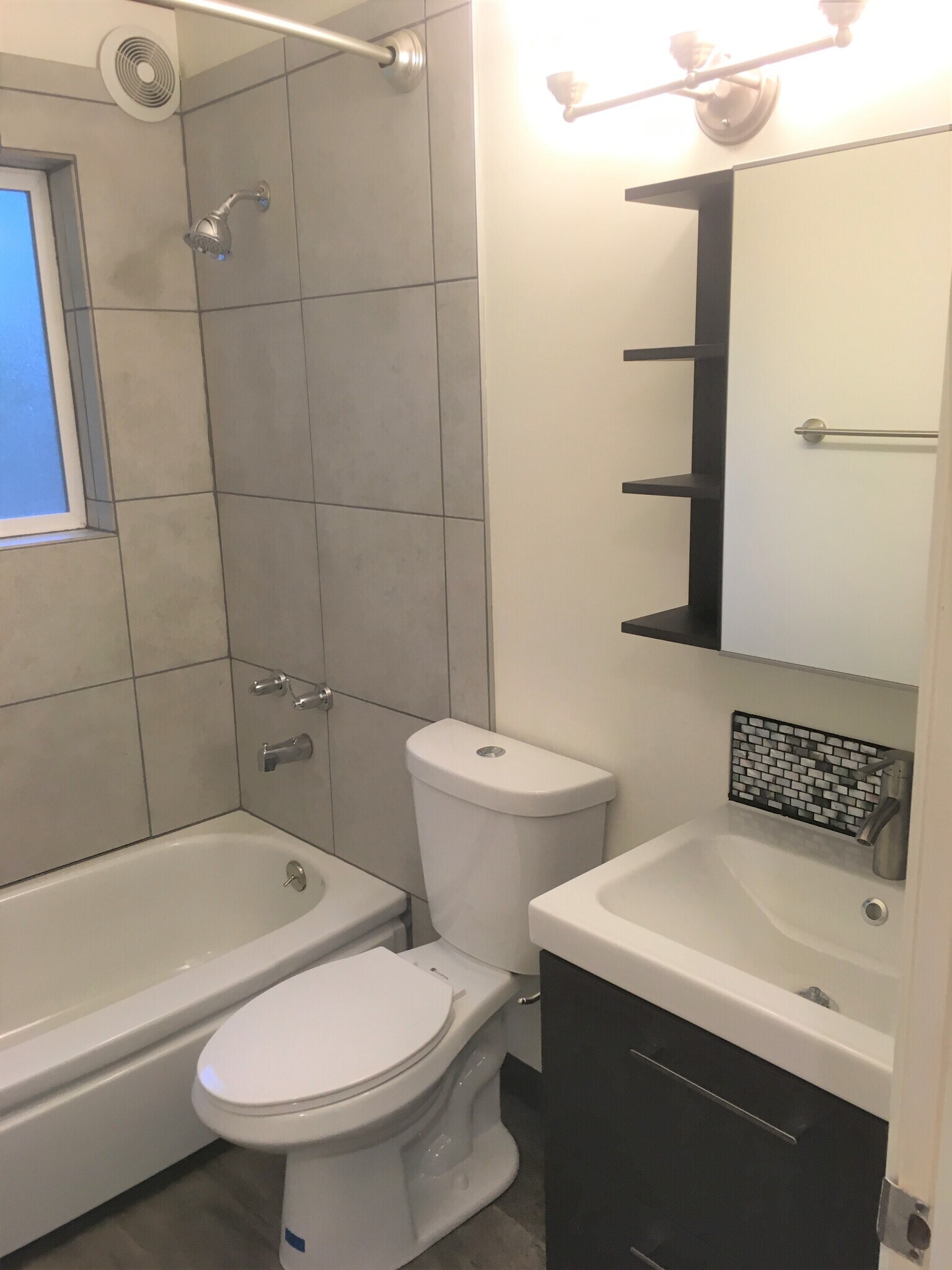 Building Photo - 3604 Butler Dr