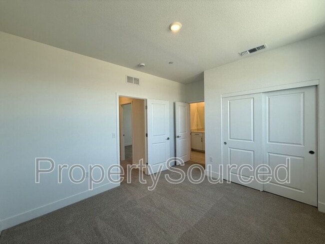 Building Photo - 1336 Martorella Ave
