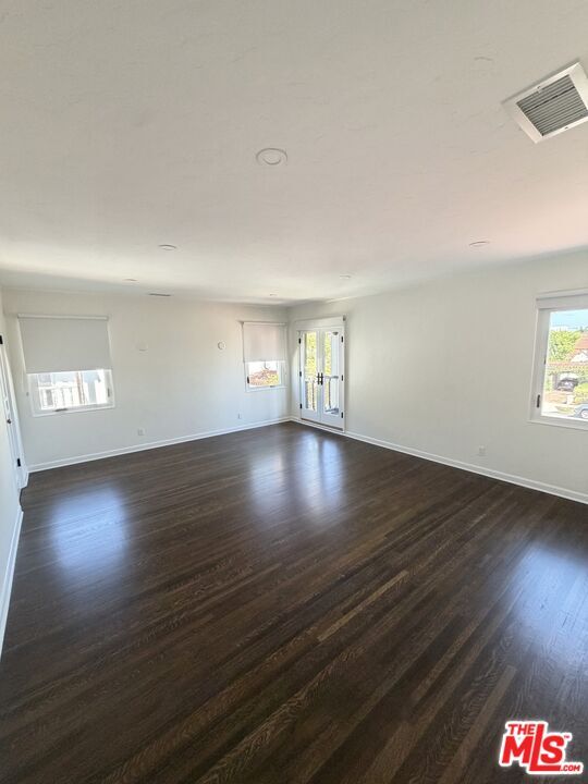Building Photo - 313 S Peck Dr