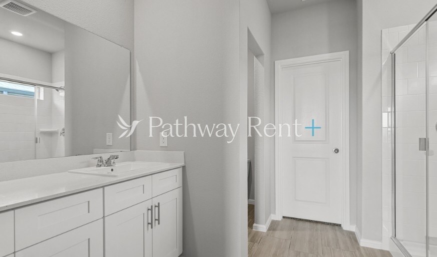 Building Photo - 8408 Hollymead Ln