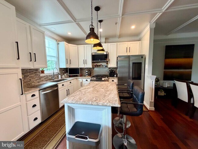 Building Photo - 2502 Short Putt Ct