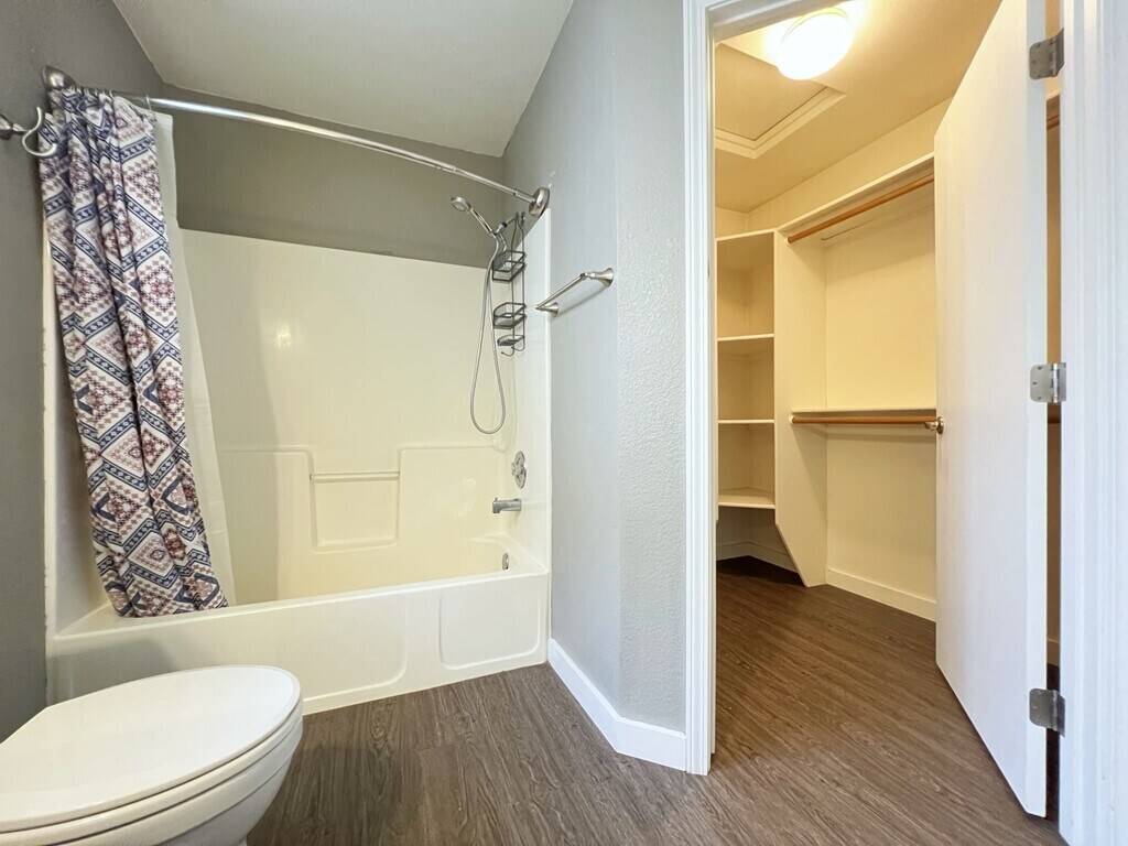 Building Photo - 3098 S Cadet Ln