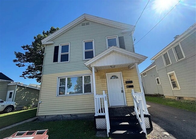 Primary Photo - 416 Black River Blvd