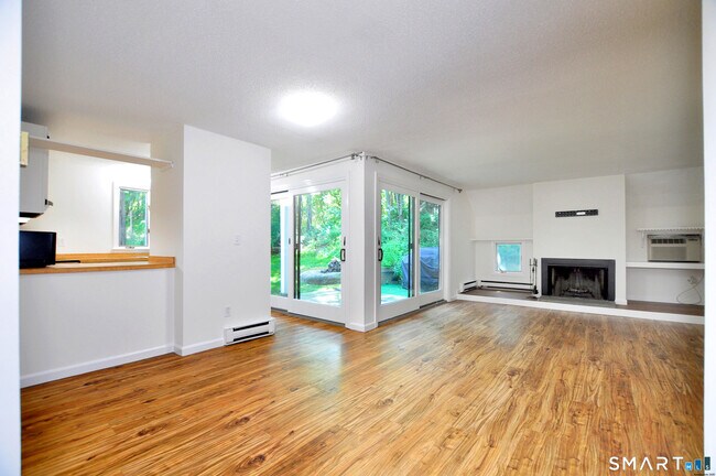 Building Photo - 45 River Colony