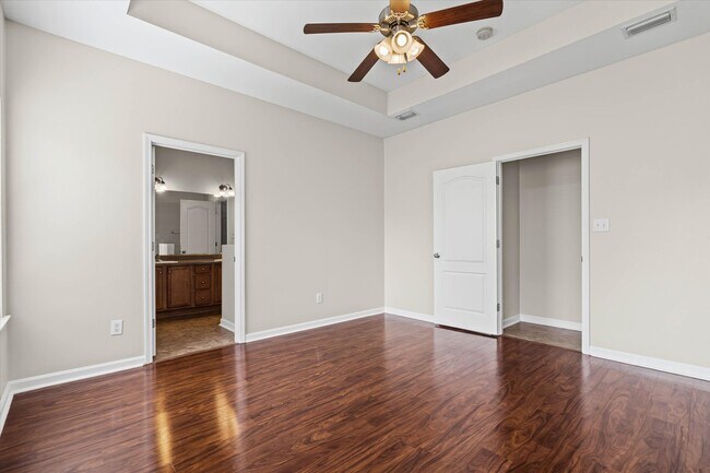 Building Photo - 24348 Wilshire Way
