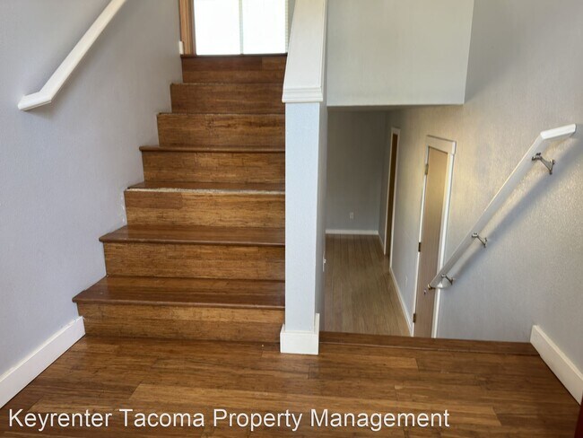 Building Photo - 4 br, 3 bath House - 319 E 96th St