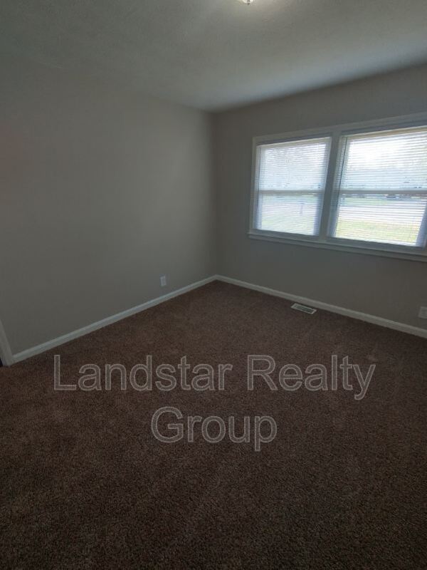 Building Photo - 5611 Johnsontown Rd