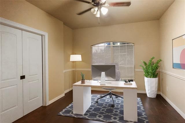 Building Photo - 216 Crepe Myrtle Ln
