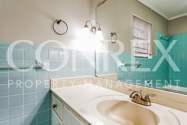 Building Photo - Great Floor Plan!