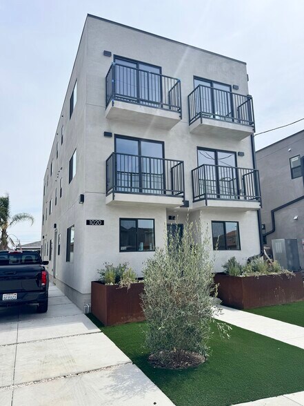 Building Photo - 1020 N Pioneer Ave