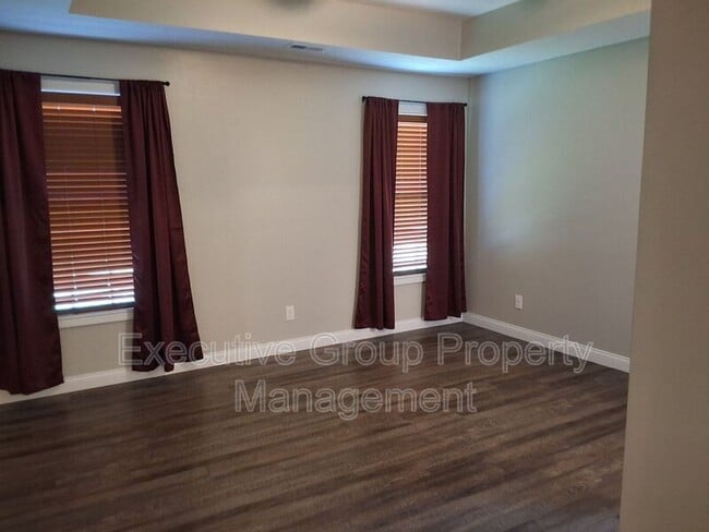 Building Photo - 113 Alcott Ct