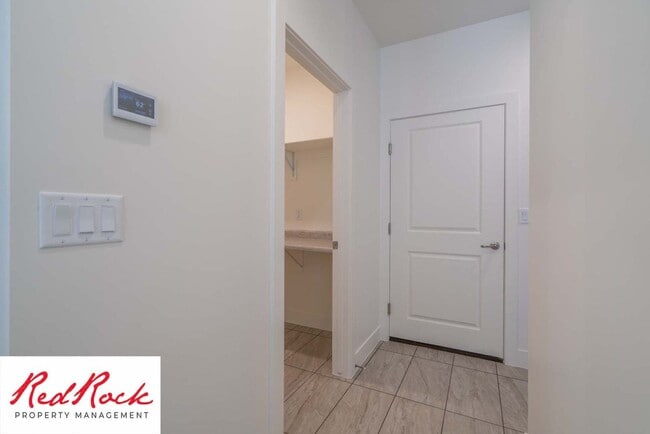 Building Photo - Come Live in the Desirable Sage Canyon Neighborhood!