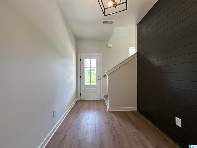 Building Photo - 1004 Unali Ln