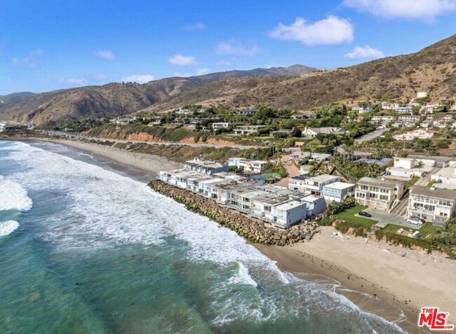 Building Photo - 11770 Pacific Coast Hwy