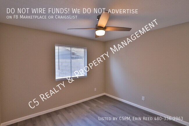 Building Photo - 732 E Hampton Ave