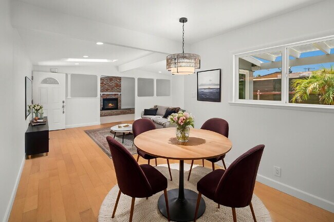 Building Photo - Welcome to your rare gem, dream home in Clairemont, San Diego!