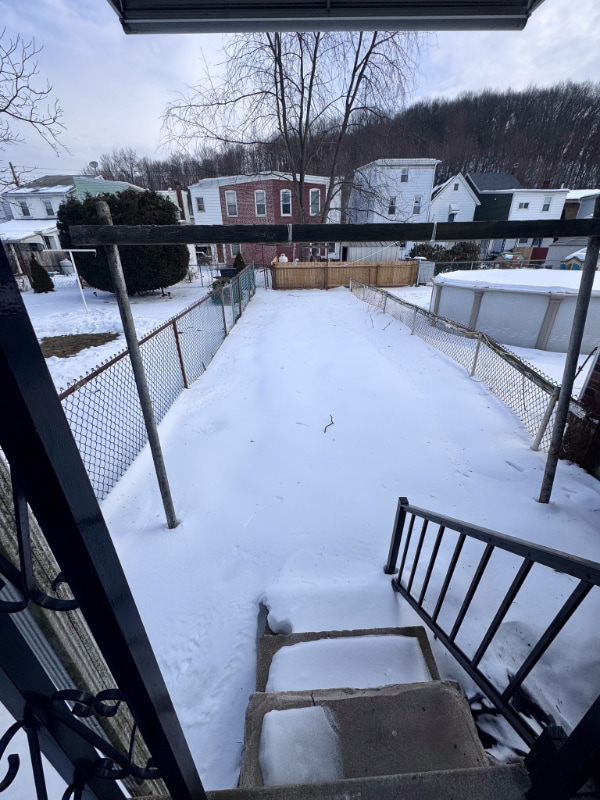 Building Photo - 229 S Nicholas St