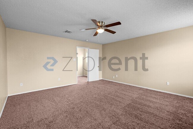 Building Photo - 1836 Vineridge Ln