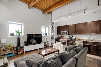 Building Photo - 156 Terrace 415 Ter