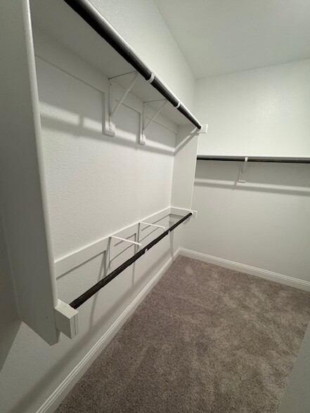 Building Photo - 4152 Kearsage Dr