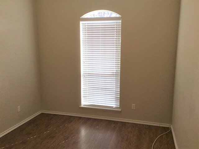 Building Photo - 7902 Shoshoni Drive