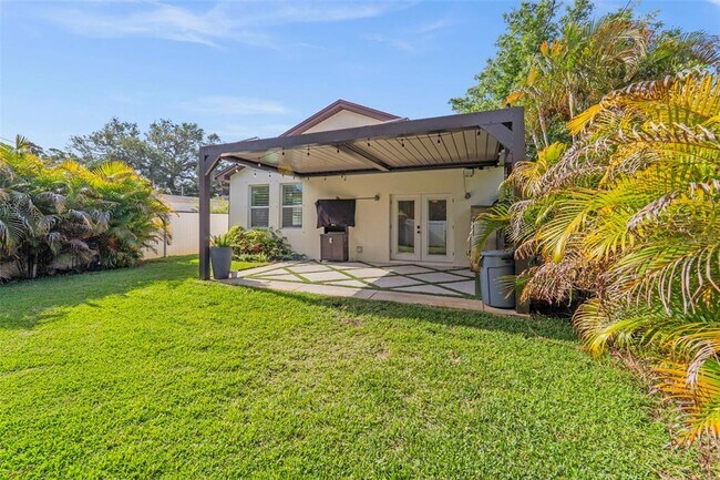 Building Photo - 967 49th Ave N