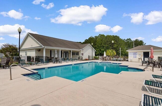 Building Photo - 207 Cupola Dr