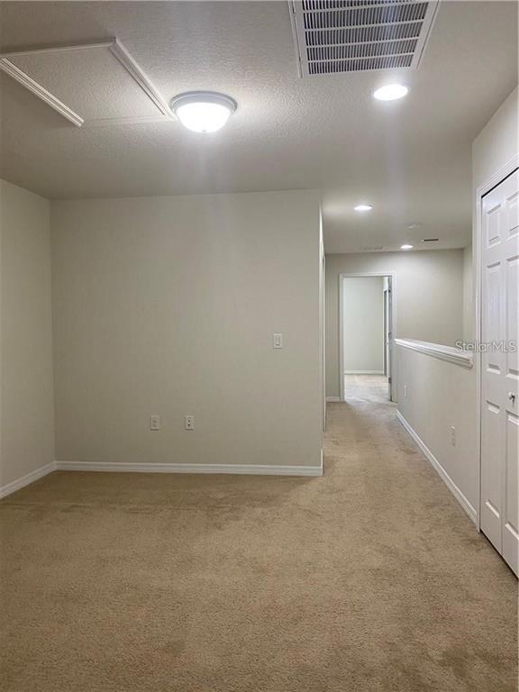 Building Photo - 9141 Hillcroft Dr