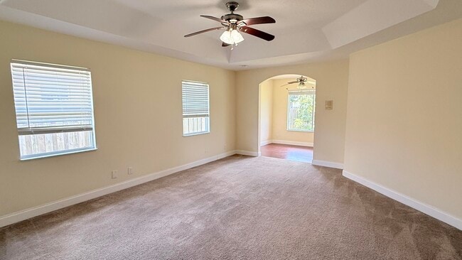 Building Photo - 4844 NW North Macedo Blvd