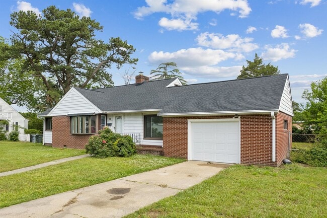 Building Photo - Single-Level 3 Bedroom Rental Near Downtown Hampton
