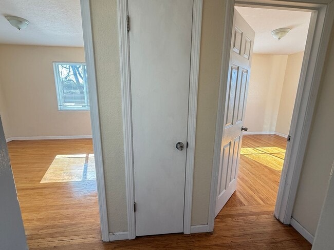 Building Photo - 1265-1271 Parkington Ave