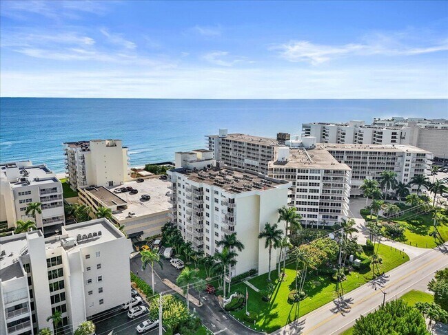 Building Photo - 3540 S Ocean Blvd