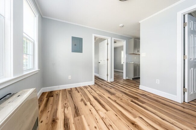 Building Photo - 151 Seaview Ave