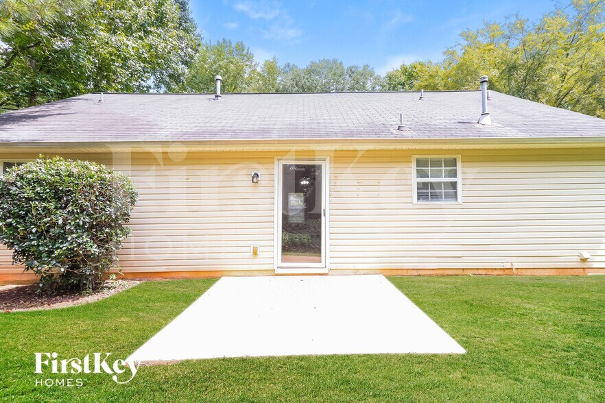 Building Photo - 11035 Shannon Cir