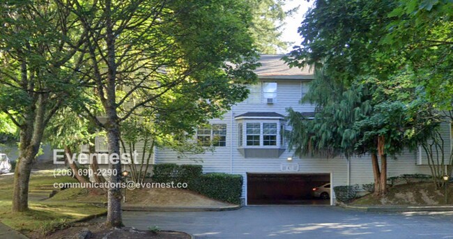 Primary Photo - 2-Bedroom, 2-Bathroom Condo with Modern Ap...