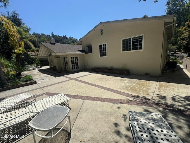 Building Photo - 3474 Loadstone Dr