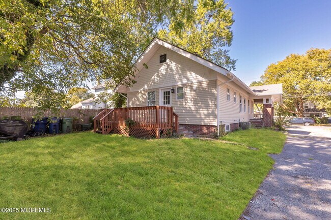 Building Photo - 1222 7th Ave