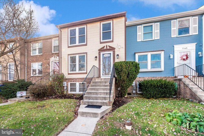 Building Photo - 7167 Glenmeadow Ct