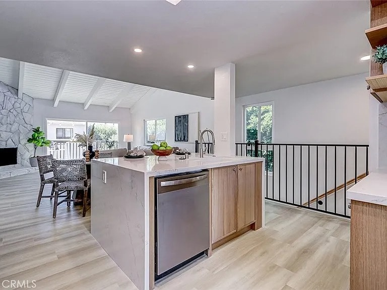 Building Photo - 858 1st St