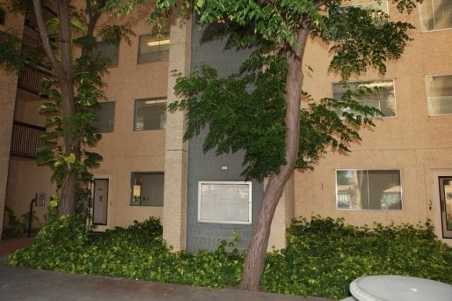 Building Photo - 201 N 13th Ave