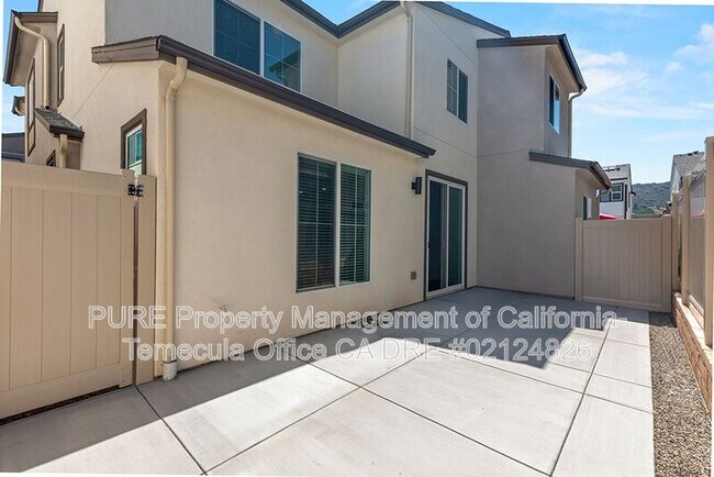 Building Photo - 208 Canopy Trails Pl