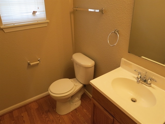 Building Photo - 5624 Wood Hollow Dr