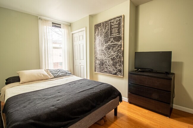 3rd Bedroom - 429 Mallory Ave