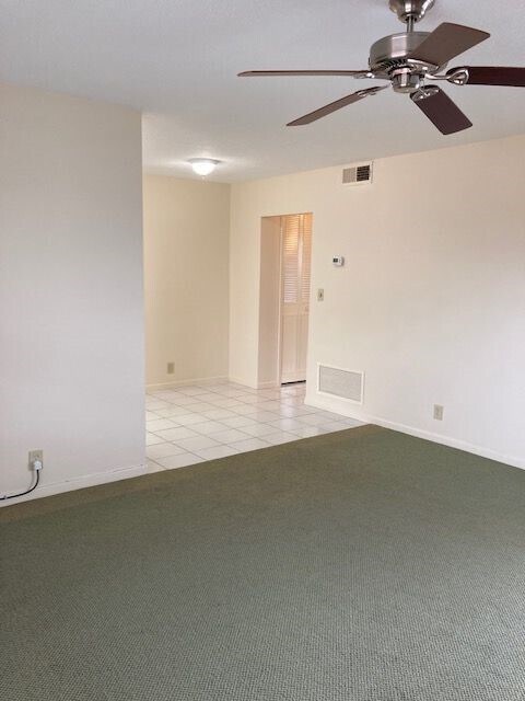 Building Photo - 221 NE Plantation Rd