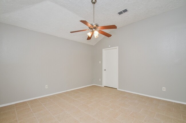 Building Photo - 8231 Furlong Ln