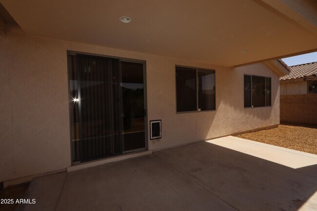 Building Photo - 14298 W Verde Ln