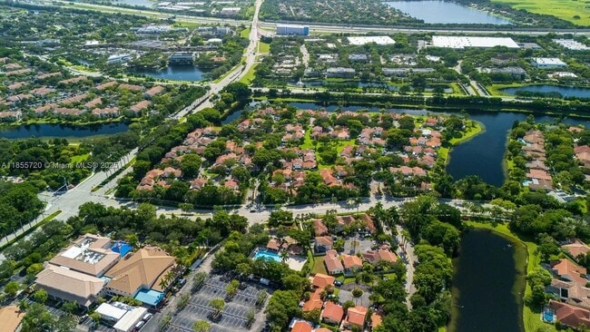 Building Photo - 1462 Springside Dr