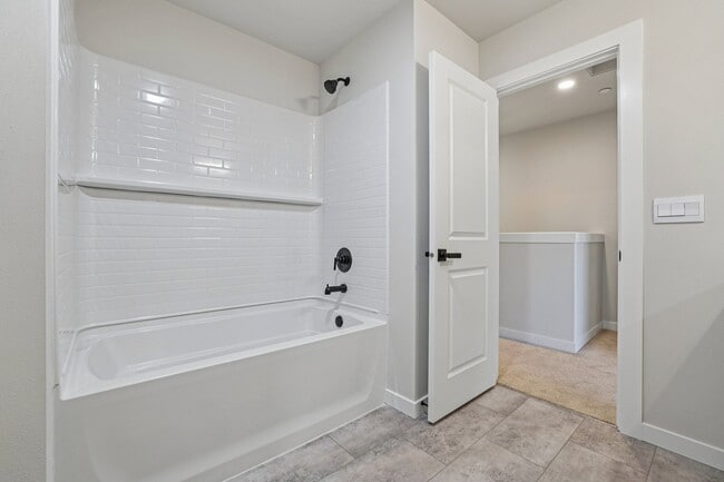 Building Photo - 14707 87th Ave SE