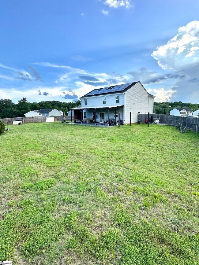 Building Photo - 304 Wyngate Ct